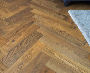 Gratien Oak herringbone 122