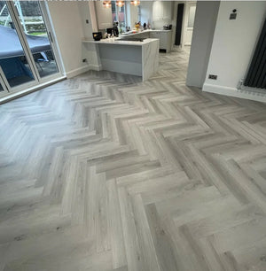 Premium LVT Herringbone - Millenium Oak