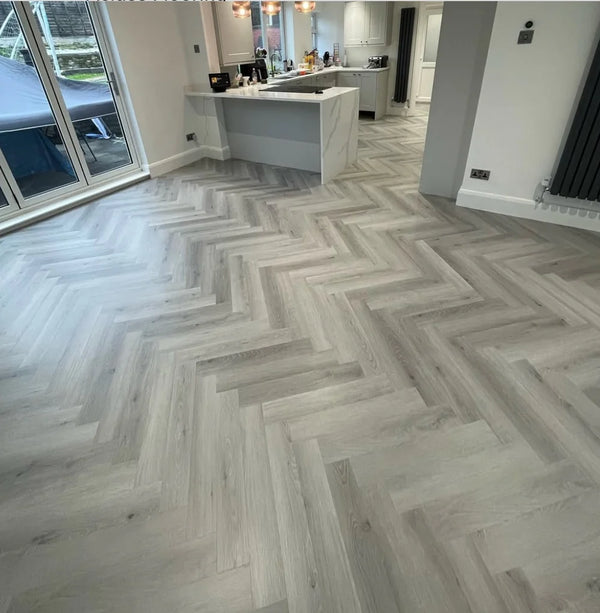 Premium LVT Herringbone - Millenium Oak