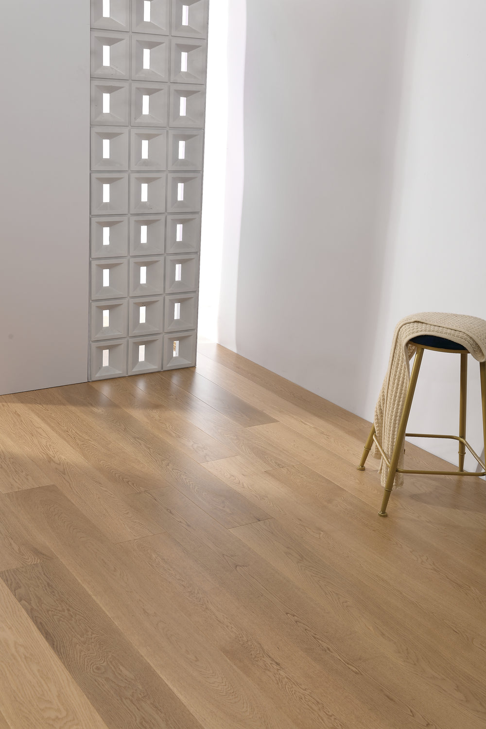 Chamont Oak (1700) Matt Lacquered